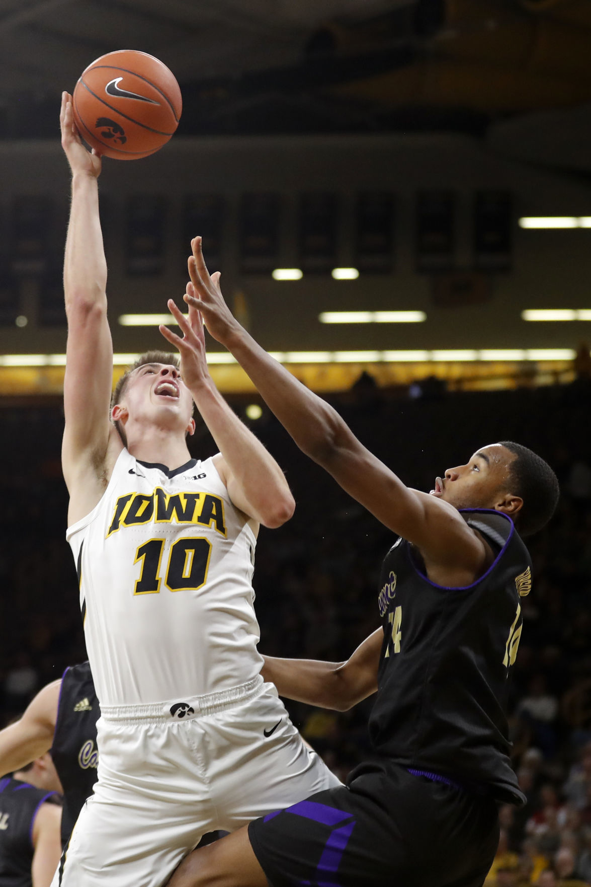 Western Carolina Iowa Basketball
